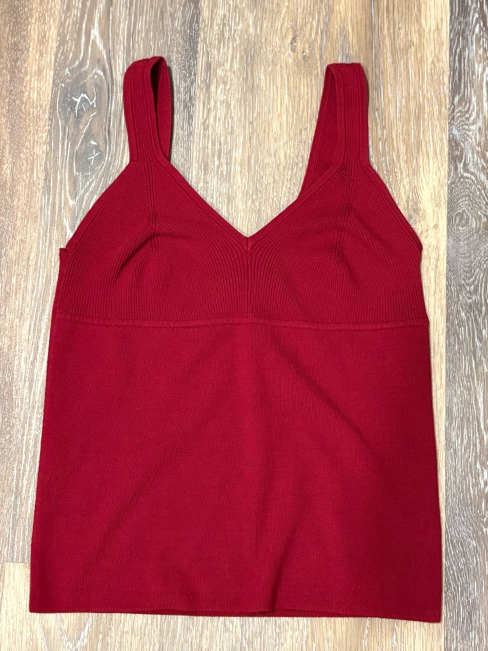House of Harlow 1960 Crimson V-Neck Ribbed Knit Tank